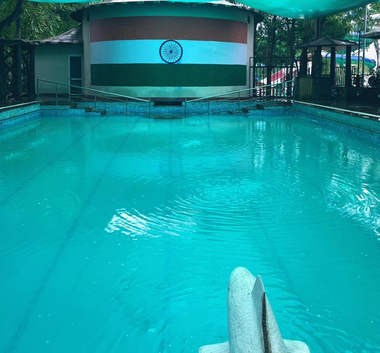 Kangs Nirvana Resorts And Spa Mahalpur Luaran gambar