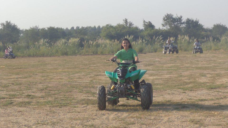 Kangs Nirvana Resorts And Spa Mahalpur Luaran gambar