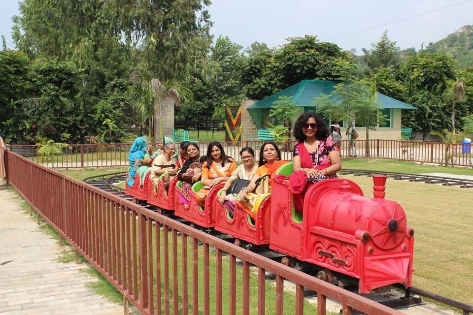 Kangs Nirvana Resorts And Spa Mahalpur Luaran gambar